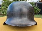 Duitse m42 helm compleet met originele decals., Ophalen of Verzenden