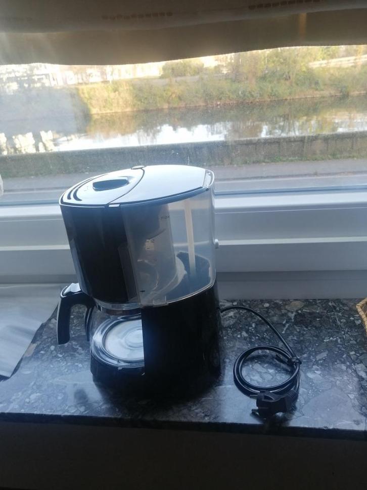 Braun Percolator - Melitta, Elektronische apparatuur, Koffiezetapparaten, Zo goed als nieuw, Gemalen koffie, Koffiemachine, Afneembaar waterreservoir