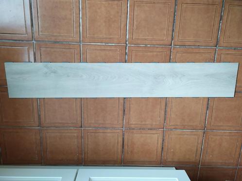 Quick-step (2 kleuren en van verschillende merken), Huis en Inrichting, Stoffering | Vloerbedekking, Nieuw, Overige typen, Beige