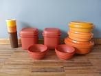 Vintage set Tupperware, Huis en Inrichting, Ophalen of Verzenden, Zo goed als nieuw, Rood, Overige typen