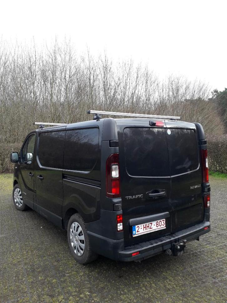 Renault 105000km Camper werkbus, Caravans en Kamperen, Mobilhomes, Particulier, tot en met 2, Buscamper of Camperbus, Overige merken