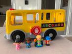 Fisher-Price gele schoolbus met 4 kindjes, Kinderen en Baby's, Speelgoed | Fisher-Price, Ophalen, Zo goed als nieuw, Auto of Voertuig