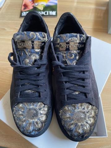 Fancy Sneakers “Stokton” beschikbaar voor biedingen