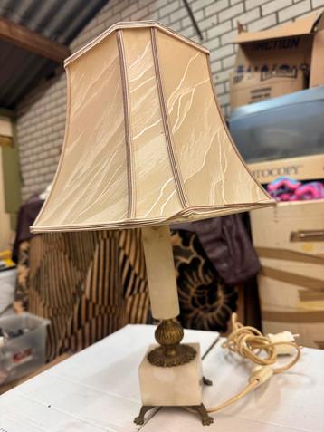 Lampe de table en marbre, Marmer, Moins de 50 cm, Enlèvement ou Envoi, Comme neuf