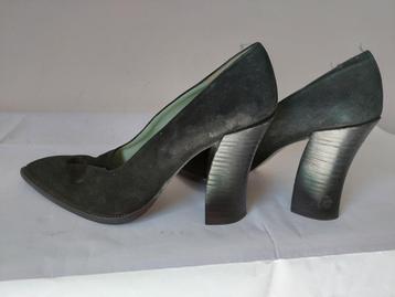 967B* CHARLES JOURDAN zwarte vintage leren pumps (39), Kleding | Dames, Schoenen, Pumps, Verzenden, Zwart, Charles Jourdan