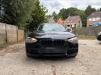 BMW 1114i 1.6 essence siege chauffant airco capteur de recul, Auto's, Zwart, 4 cilinders, Zwart, 5 deurs