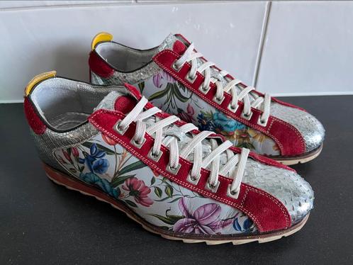 Harris sneakers maat 6 / 39, Kleding | Heren, Schoenen, Zo goed als nieuw, Sneakers, Overige kleuren, Ophalen of Verzenden