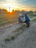 Honda Vision met-in 72cc a klasse, Fietsen en Brommers, Ophalen, Tweetakt, Overige modellen, Zo goed als nieuw