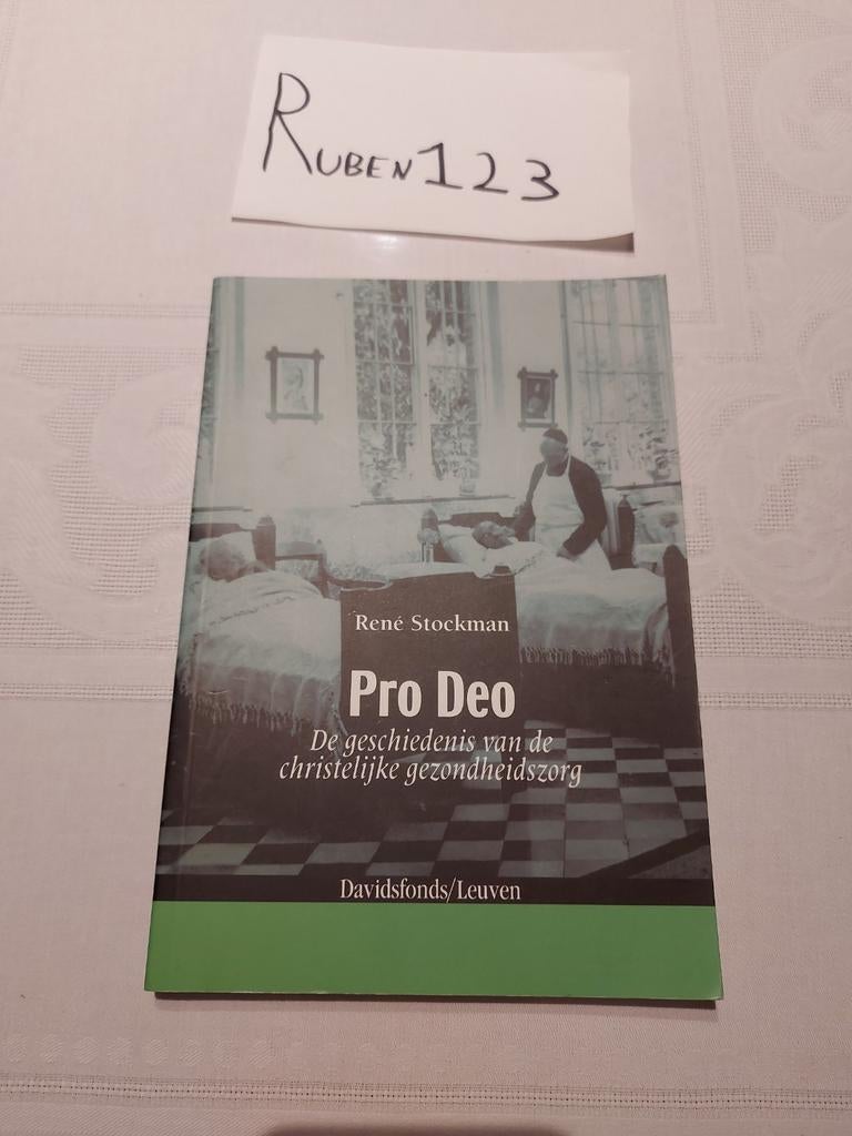 R. Stockman - Pro deo, Ophalen of Verzenden, Zo goed als nieuw, R. Stockman