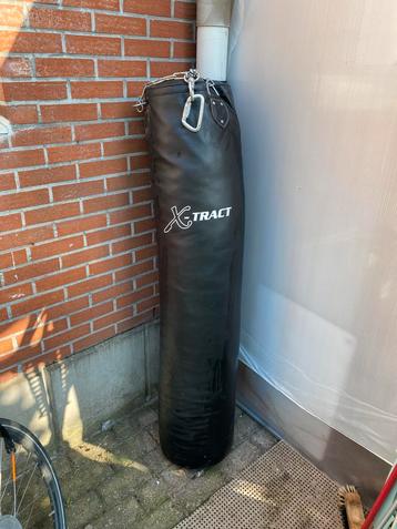 Bokszak 150cm x 30cm beschikbaar voor biedingen
