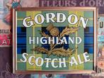 Pub en carton dans un cadre GORDON HIGHLAND SCOTCH ALE ., Collections, Marques de bière, Panneau, Plaque ou Plaquette publicitaire