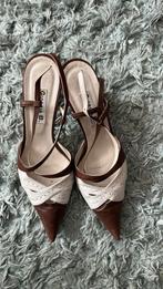 Schoenen van het merk Giorgia B., Enlèvement, Porté