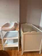 lit bebe + table à langer, Enlèvement, Utilisé, Lit