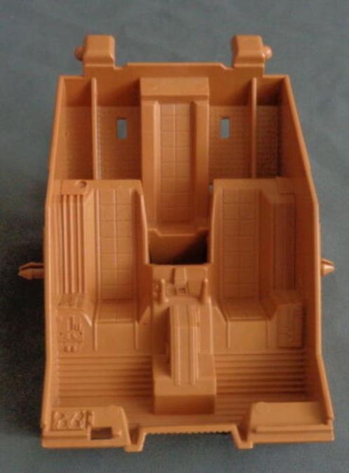 1988 vintage Hasbro GI G.I. JOE Mean Dog Cab Bottom Lower Bo, Kinderen en Baby's, Speelgoed | Actiefiguren, Gebruikt, Ophalen of Verzenden