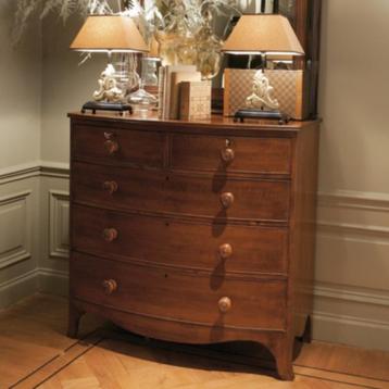 COMMODE LADEKAST DRESSOIR EICHHOLTZ BOWFRONT beschikbaar voor biedingen