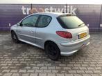 2006 - Peugeot - 206 - 1.6-16V Quiksilver - Personenauto, Auto's, Peugeot, Gebruikt, Overige brandstoffen, Bedrijf, Handgeschakeld