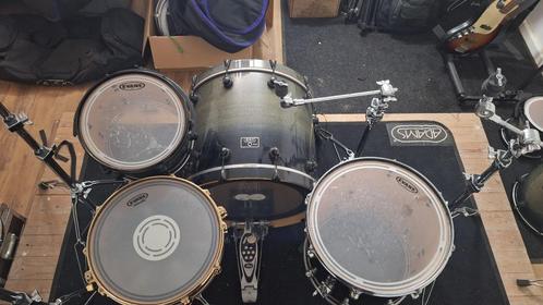 Adams 8000 fusion drumkit, Muziek en Instrumenten, Drumstellen en Slagwerk, Zo goed als nieuw, Overige merken, Ophalen