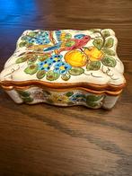 Boîte à bonbons vintage en porcelaine italienne, Enlèvement