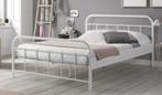 VIPACK BOBE14105 Boston Lit en métal, blanc, 140x200cm, Maison & Meubles, Chambre à coucher | Lits, Deux personnes, Industrieel