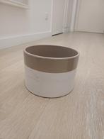 Wit en beige bloempot, Tuin en Terras, Bloempotten, Ophalen