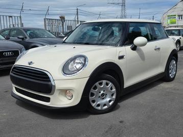 MINI ONE 1200CC BENZINE 05/2016 137000KM MET AIRCO, Autos, 118 g/km, Achat, Euro 6, Entreprise