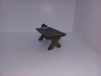 Miniatuur tafel met kruispoot in houttint, Verzamelen, Poppenhuizen en Toebehoren, Verzenden