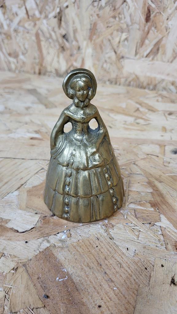 Ancienne cloche de table en laiton, Antiquités & Art, Antiquités | Bronze & Cuivre, Enlèvement