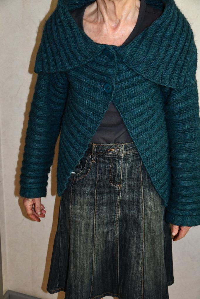 Warm design pull-over - La fée maraboutée, Kleding | Dames, Jasjes, Kostuums en Pakken, Zo goed als nieuw, Jasje, Maat 38/40 (M)