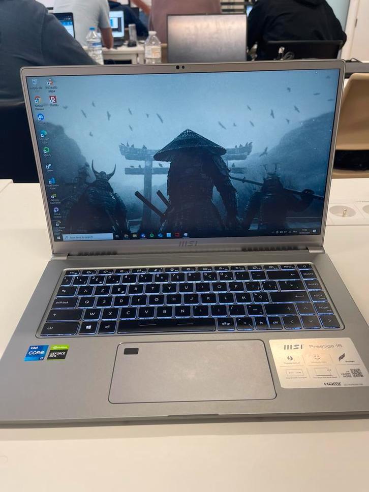 MSI laptob tekoop 800€, Computers en Software, Windows Laptops, Zo goed als nieuw, 15 inch, SSD, 16 GB, Azerty, Ophalen