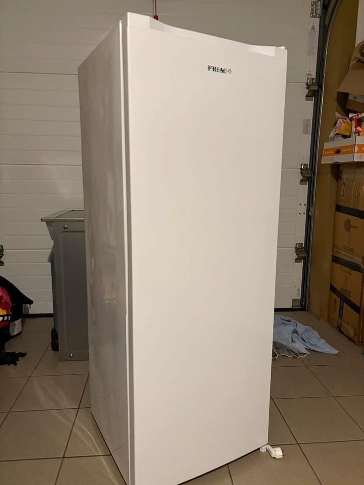 Friac Koelkast - Met Garantie, Elektronische apparatuur, Vriezers en Diepvrieskisten, Nieuw, Vrijstaand, Vrieskast, 120 tot 140 cm