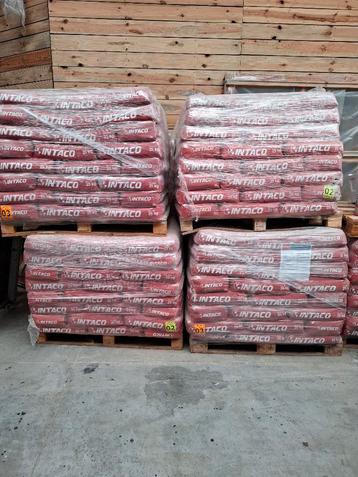 Cement. Metselmortel 5 paletten beschikbaar voor biedingen
