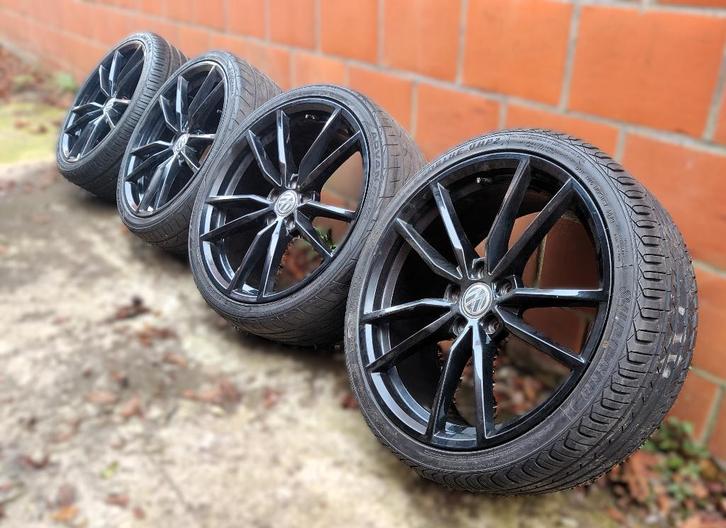 Originele 19 inch VW Pretoria velgen, Auto-onderdelen, Banden en Velgen, Banden en Velgen, Zomerbanden, 19 inch, 235 mm, Personenwagen