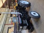 Hinomoto E18-tractor met aftakas en lift
