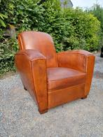 Clubfauteuil van echt leer, gerenoveerd industrieel decor, Huis en Inrichting, Ophalen, Hout