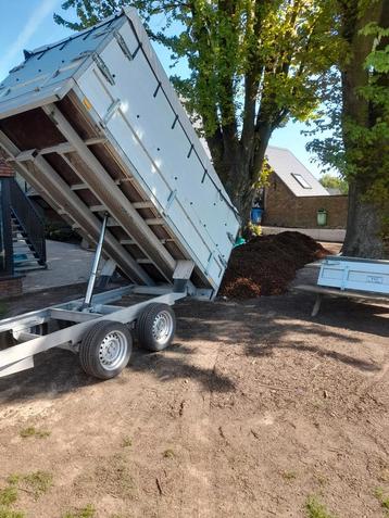 Levering van verschillende  soorten boomschors  beschikbaar voor biedingen