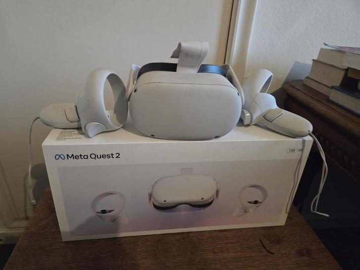 VR Headset - Meta Quest 2, Consoles de jeu & Jeux vidéo, Virtual Reality, Comme neuf, PC, Lunettes VR, Enlèvement ou Envoi