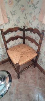 Ancienne chaise d'angle, Antiquités & Art, Antiquités | Meubles | Chaises & Canapés, Enlèvement