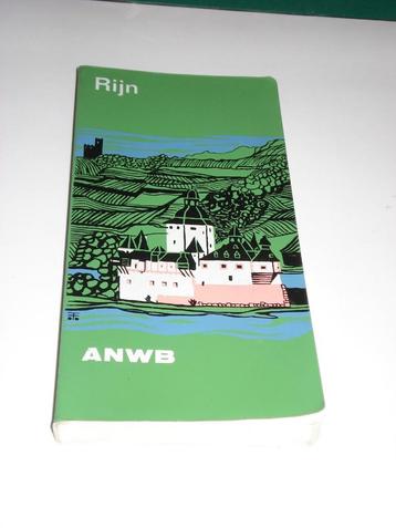 Toeristische reisgidsen beschikbaar voor biedingen