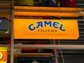 Ancienne boîte à lumière publicitaire Camel 