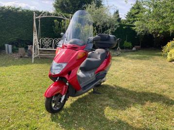 Scooter Honda 125 cm³ beschikbaar voor biedingen