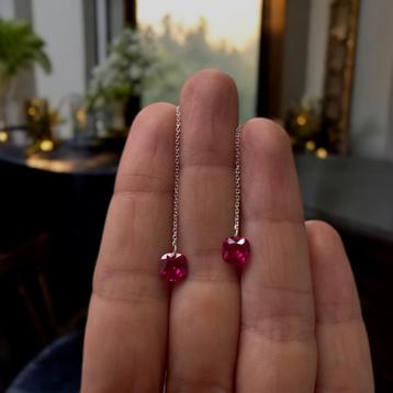 oorbellen 18K wit goud robijn beschikbaar voor biedingen