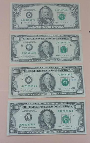 Amerikaanse dollars  beschikbaar voor biedingen