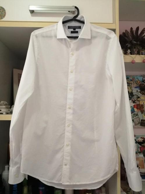 Chemise blanche Tommy Hilfiger slim fit taille Small, Vêtements | Hommes, Chemises, Comme neuf, Tour de cou 38 (S) ou plus petit
