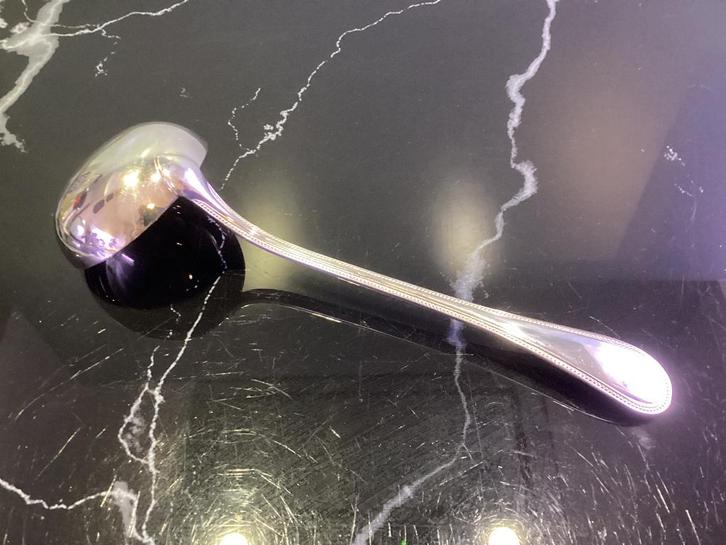 Cuillère à sauce ovale Christofle Perles. CHR014/a., Antiquités & Art, Antiquités | Couverts, Enlèvement