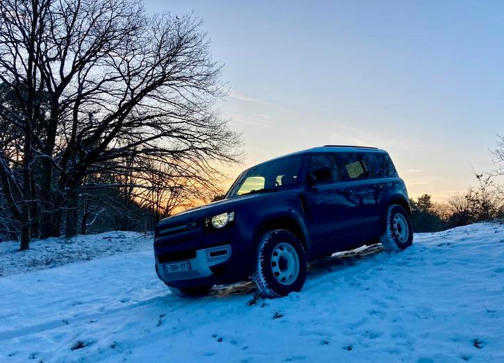 Defender 110 D200 lichte vracht, Auto's, Land Rover, Particulier, 360° camera, 4x4, ABS, Achteruitrijcamera, Airbags, Airconditioning