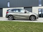 BMW 220i Active Tourer luxury leder navi trkhk   mooie combo, Voorwielaandrijving, 4 cilinders, Beige, 5 deurs