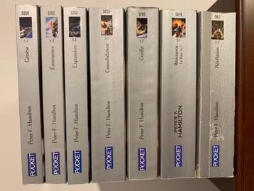Intégrale rare L’Aube de la Nuit 7 Vols Peter F. Hamilton beschikbaar voor biedingen