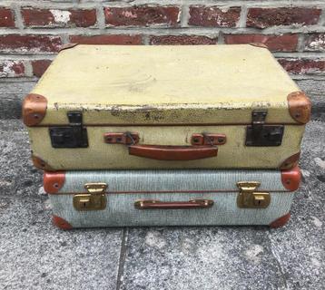 deux ancienne valises