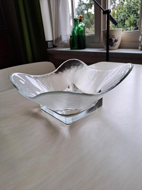 Moderne glazen sierkom, Huis en Inrichting, Woonaccessoires | Schalen en Manden, Nieuw, Schaal, Vierkant, Glas, Ophalen