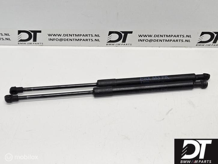 2x Gasveer motorkap BMW M3 E92 E93 E90 51237900795, Auto-onderdelen, Klein materiaal, BMW, Gebruikt, Ophalen of Verzenden